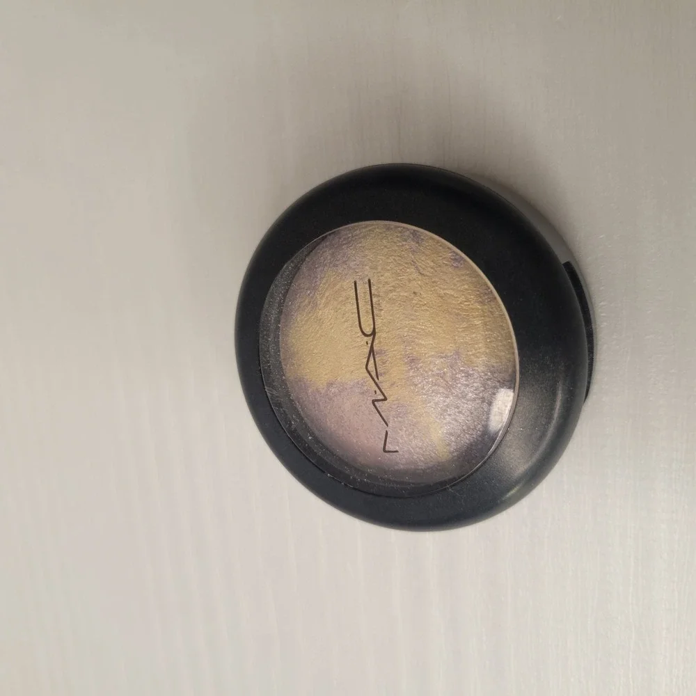 MAC Dare to Bare Mineralize Eye Shadow Tropical Taboo LE Purple Gold Discontinue